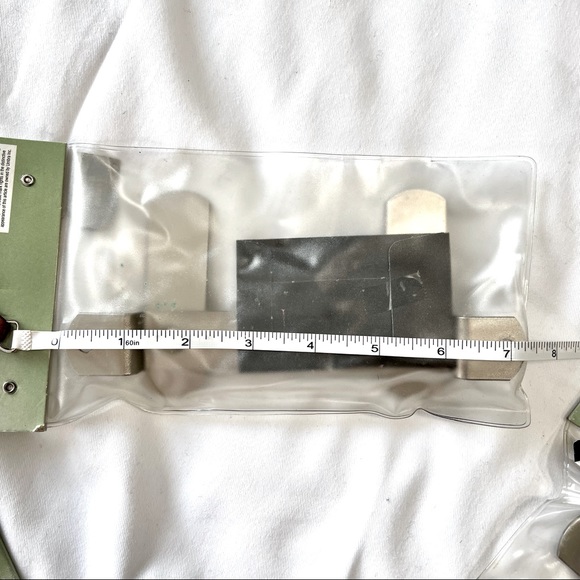 NWT multiples available! UMBRA Vintish double wall hooks brushed nickel … - Picture 4 of 12